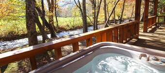Bear Creek Cabin on the Creek