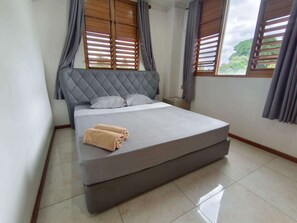 Room - 3 Bedroom Apartment with free parking (Nadi)