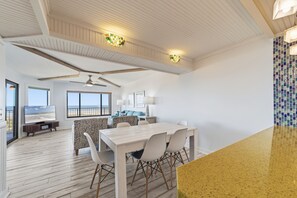 Dining - Oceanfront St. Augustine Beach Condo | Steps to Sand | Pool | Near Historic Downtown (St. Augustine)