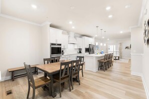 Dining - Oceanblock Marlin Retreat | Steps to Beach (Ocean City)