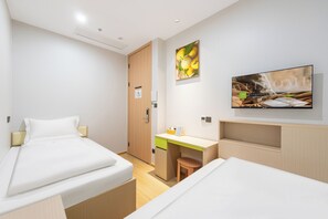 Basic-Zweibettzimmer | Daunenbettdecken, kostenloses WLAN, Bettwäsche