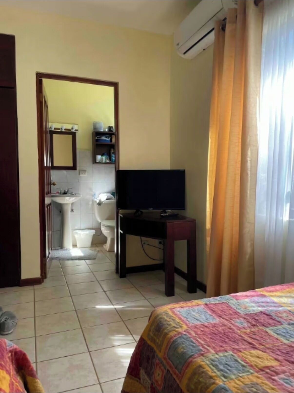 1 bedroom, WiFi, bed sheets