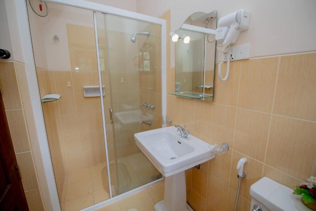 Phòng Suite dành cho gia đình, ban công, quang cảnh núi | Phòng tắm