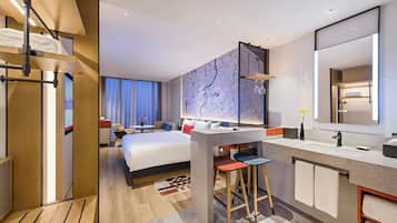 Superior Double Room, City View