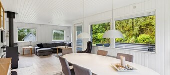 Awesome home in Farsø with house a panoramic view