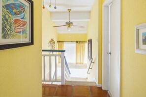 Interior - Perfect 2-bedroom townhome with AC in vibrant Miami (Miami)