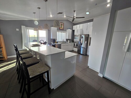 Spacious 3-bedroom house in beautiful Mesa - Centrally located!