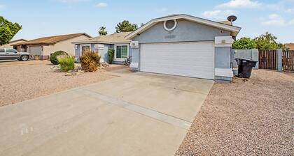 Spacious 3-bedroom house in beautiful Mesa - Centrally located!