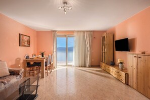 TV - Sea View Apartment Magda 2, Plomin, Croatia (Plomin)