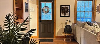 CREEKSIDE COTTAGE