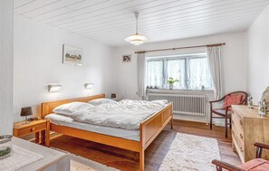 2 bedrooms, free WiFi - Beautiful home in Bredebro with WiFi (Bredebro)