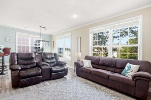 TV - Portobello II 1316 - 2nd Row Community in Garden City Beach (Garden City Beach)