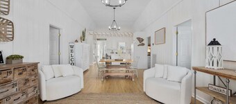 Endless Paradise - Waterfront 5BR w/ Private Dock (Walk to Beach)