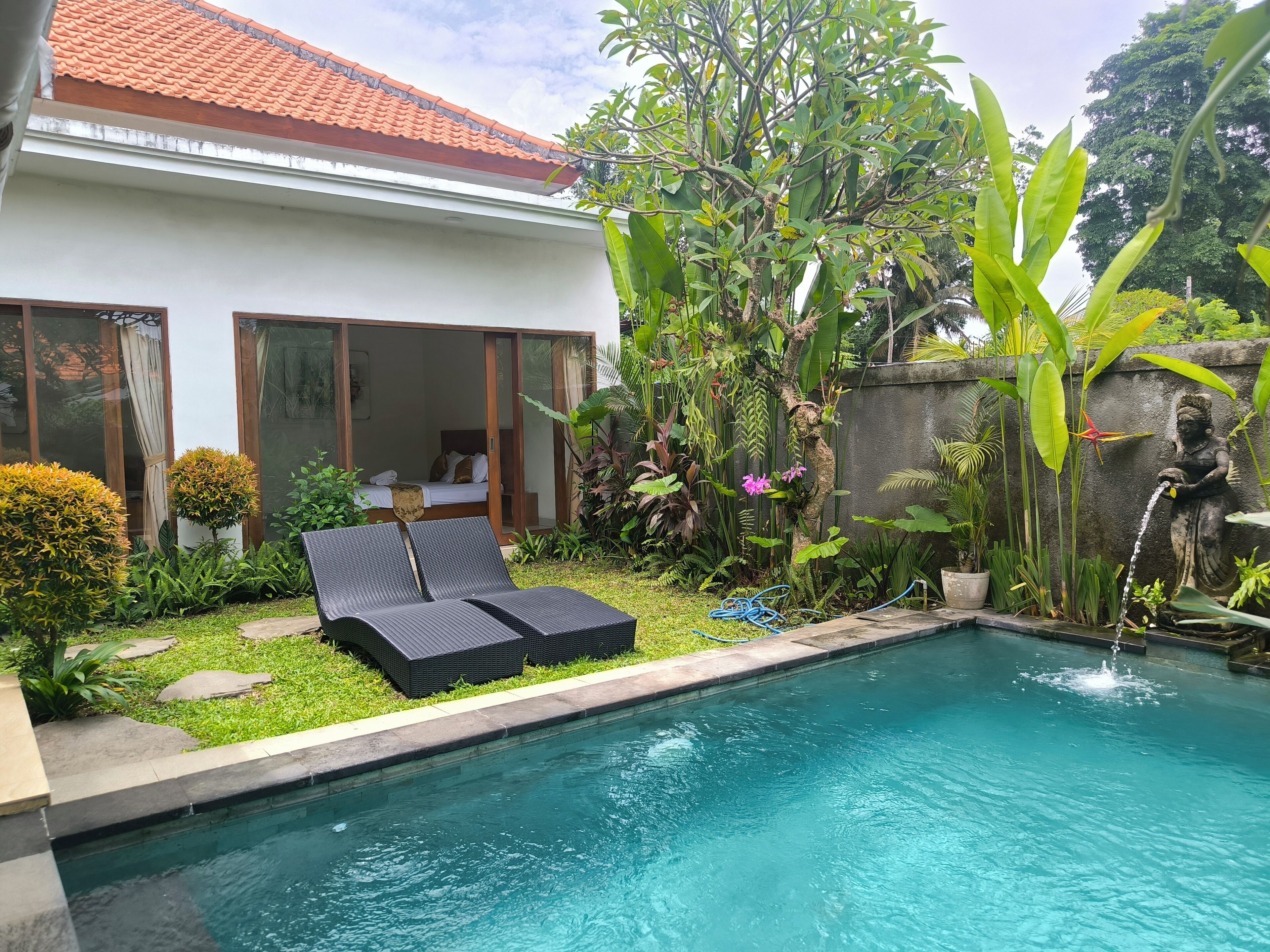 Villa – deluxe | Basseng