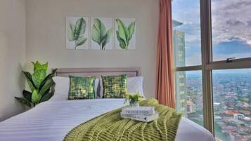 Apartment, 2 Schlafzimmer, Stadtblick | Schreibtisch, Bügeleisen/Bügelbrett, kostenloses WLAN
