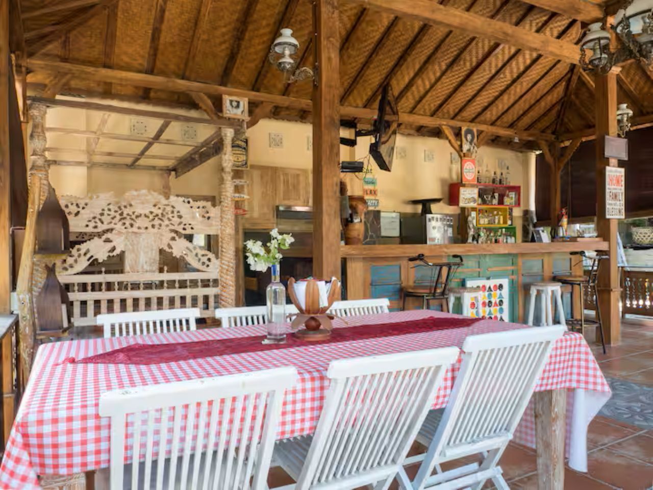 Tempat makan outdoor