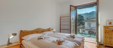 Villa Familiale, plusieurs chambres (Villa Eva)