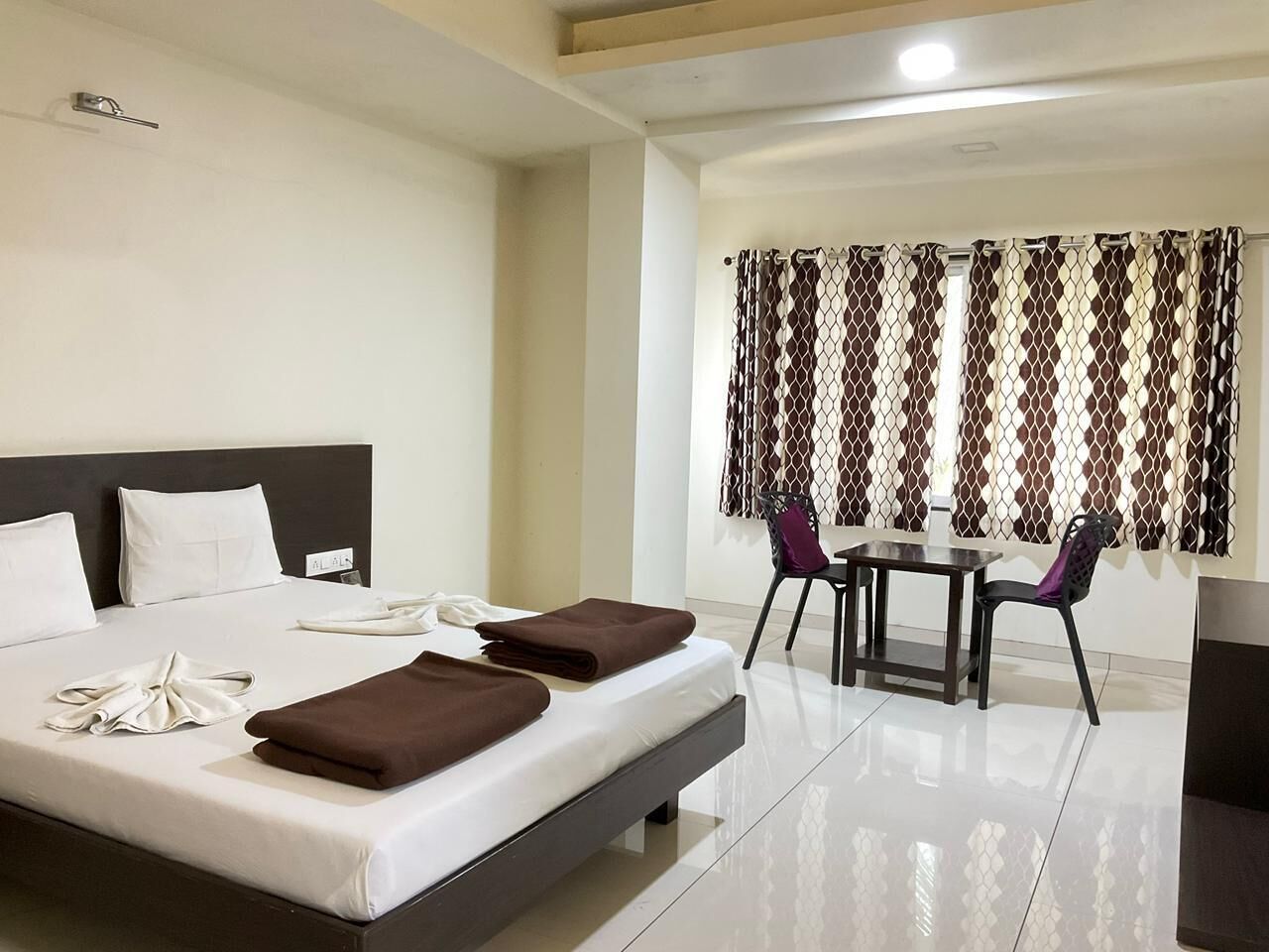 Standard Room, City View