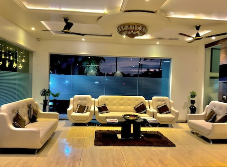 Interior. THE HOTEL RELAX
