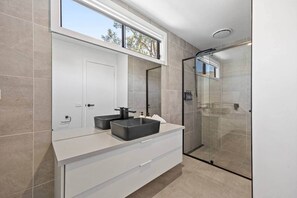 Towels - Skyframe | Mountain Views & Relaxed Living (Halls Gap)