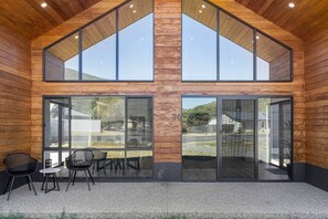 Terrace/patio - Skyframe | Mountain Views & Relaxed Living (Halls Gap)