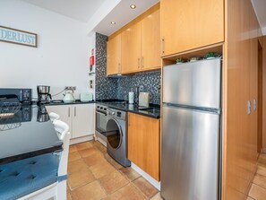 Private kitchen - Marina Park with terrace and pool (Lagos)