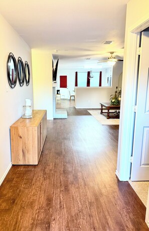 Interior - Unwind In Style In Frisco - Next To UNT And Universal Studios (Frisco)