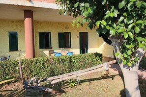 Exterior - Beachside Holiday Home in Ricadi (Ricadi)
