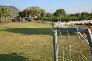 Sports court - Beachside Holiday Home in Ricadi (Ricadi)