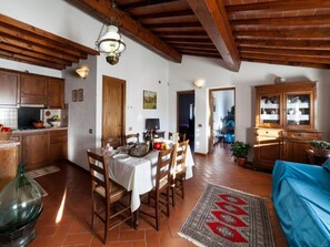 Casa Confort, 3 habitaciones | Sala de estar