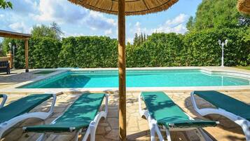 Rumah Klasik, 3 kamar tidur | Kolam renang