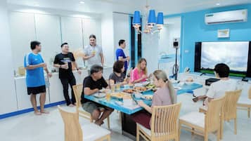 Villa, 4 Schlafzimmer, Raucher, eigener Pool | Speisen