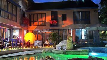 Villa, 4 Schlafzimmer, Raucher, eigener Pool | Pool