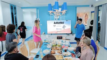 Villa, 4 Bedrooms, Smoking, Private Pool | Dining