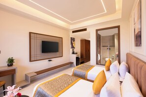 Habitación con 2 camas individuales, vistas a la ciudad