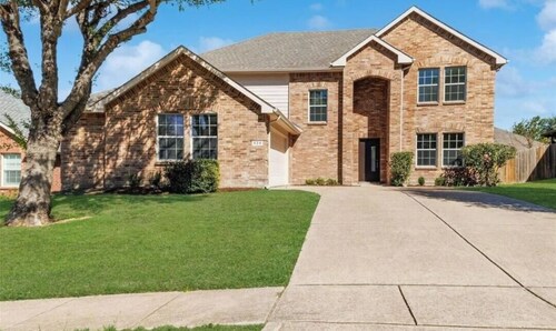 The Regal Stay! Spacious 5 Bedroom Escape in Wylie, TX