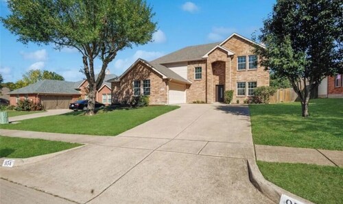 The Regal Stay! Spacious 5 Bedroom Escape in Wylie, TX