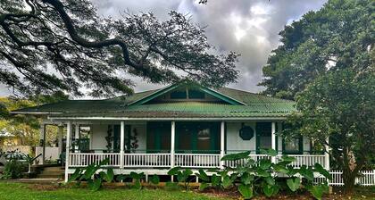 3-bedroom bed & breakfast Naalehu 2 persons per room 3 night min breakfast inc.