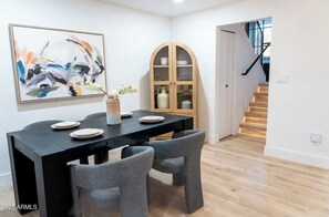 Dining - Family Retreat near Golf and Spring Training (Scottsdale)