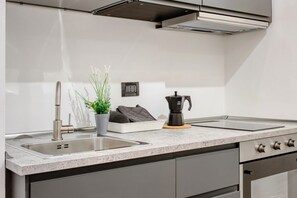 Fridge, dishwasher, spices - Easylife - Milano - Pola 6D - Isola  (Milano)
