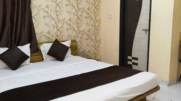 Deluxe Double Room, City View