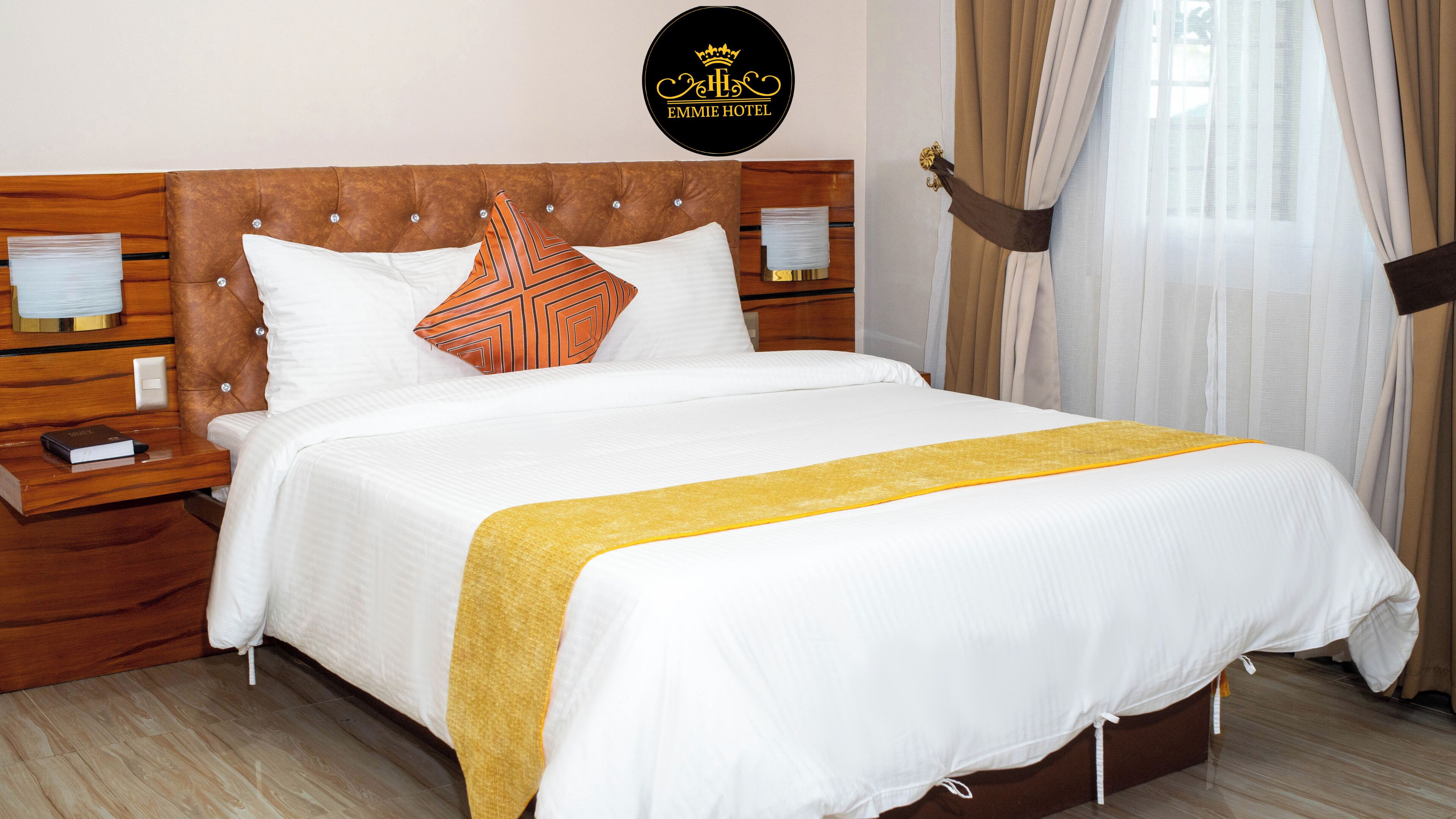 Kolmen hengen deluxe-huone, tupakointi kielletty