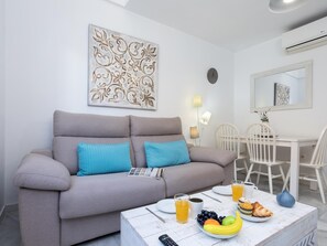 TV - Sunstay Salitre Flat I Malaga (Málaga)