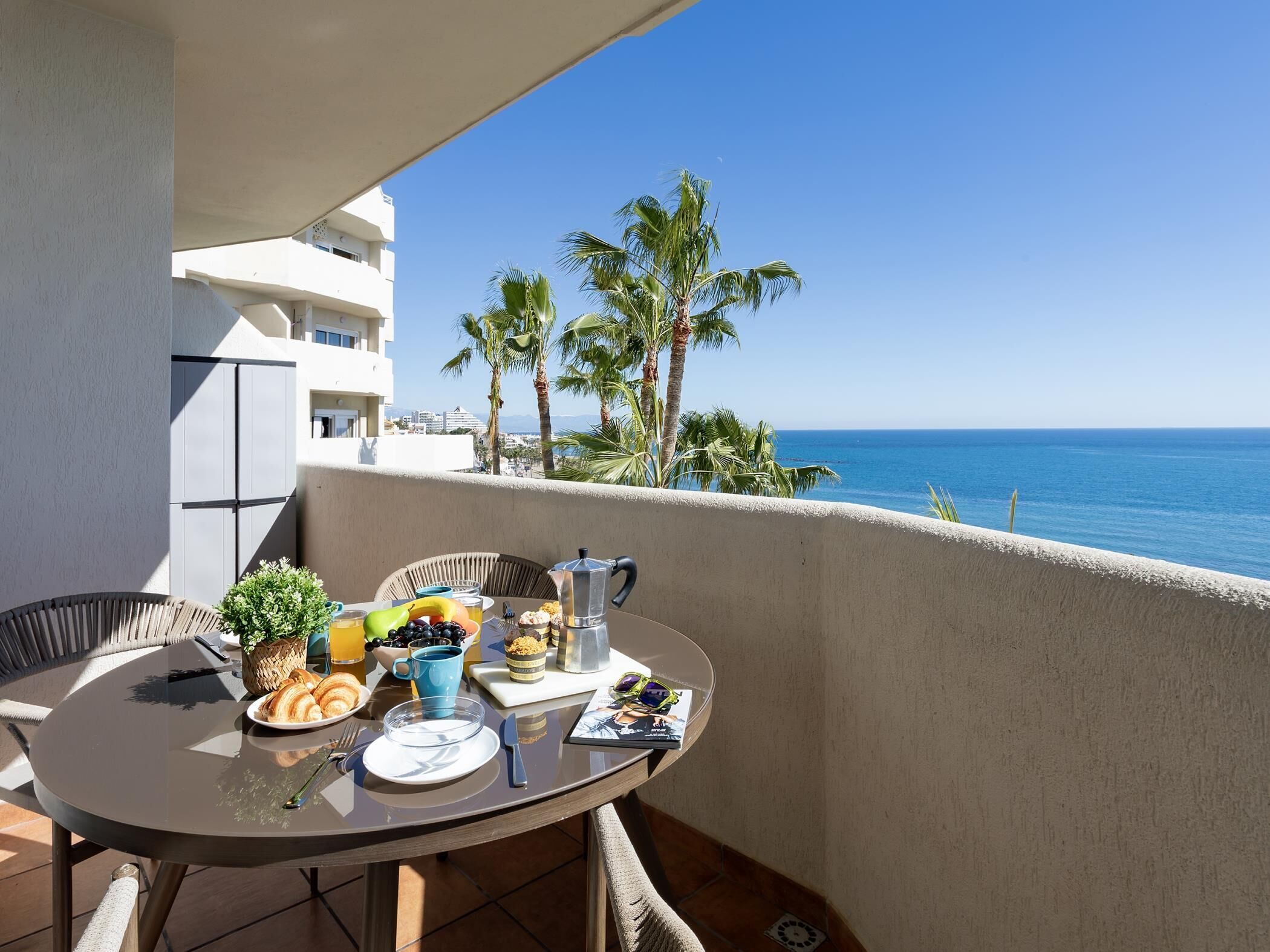 屋外ダイニングエリア