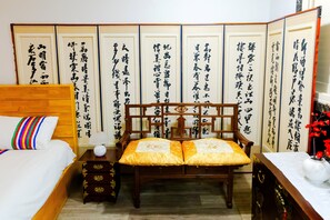 Lyxigt dubbelrum - utsikt mot staden