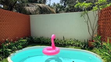 Suite, Courtyard View | Private pool