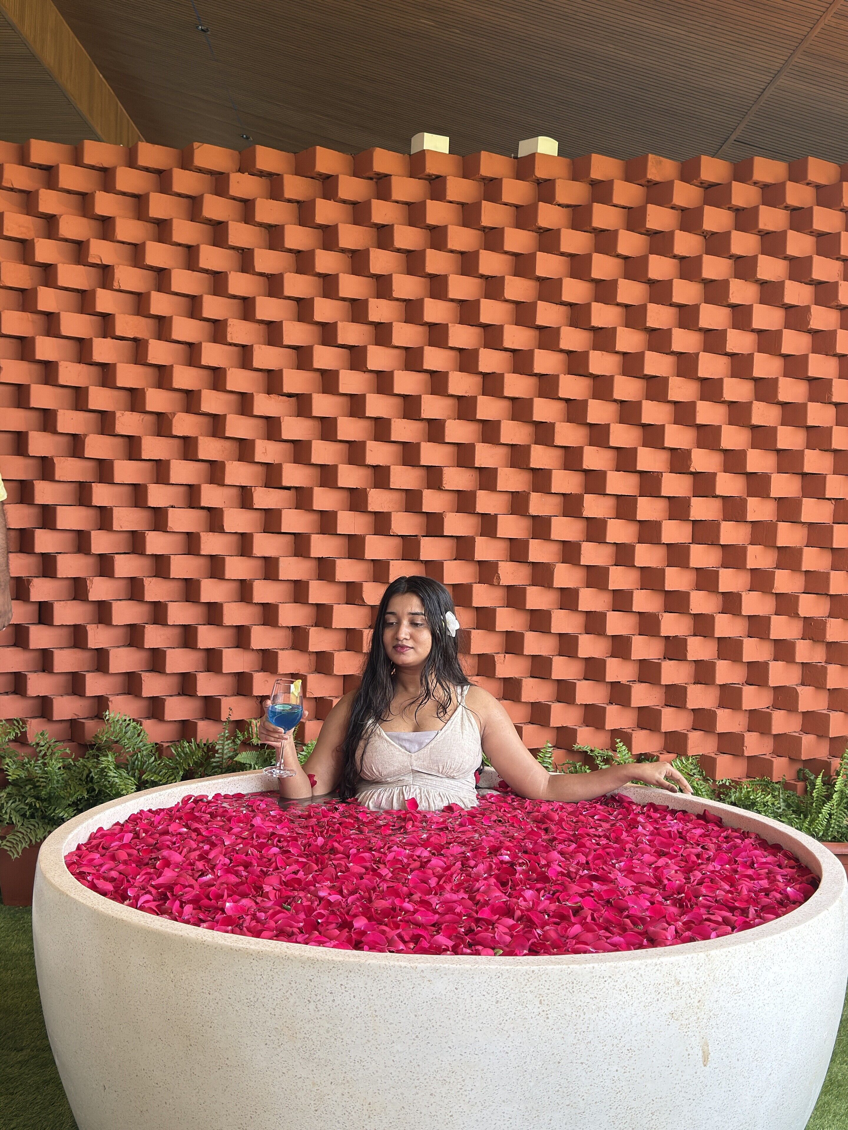 Luxury Suite, Valley View | Deep soaking bathtub