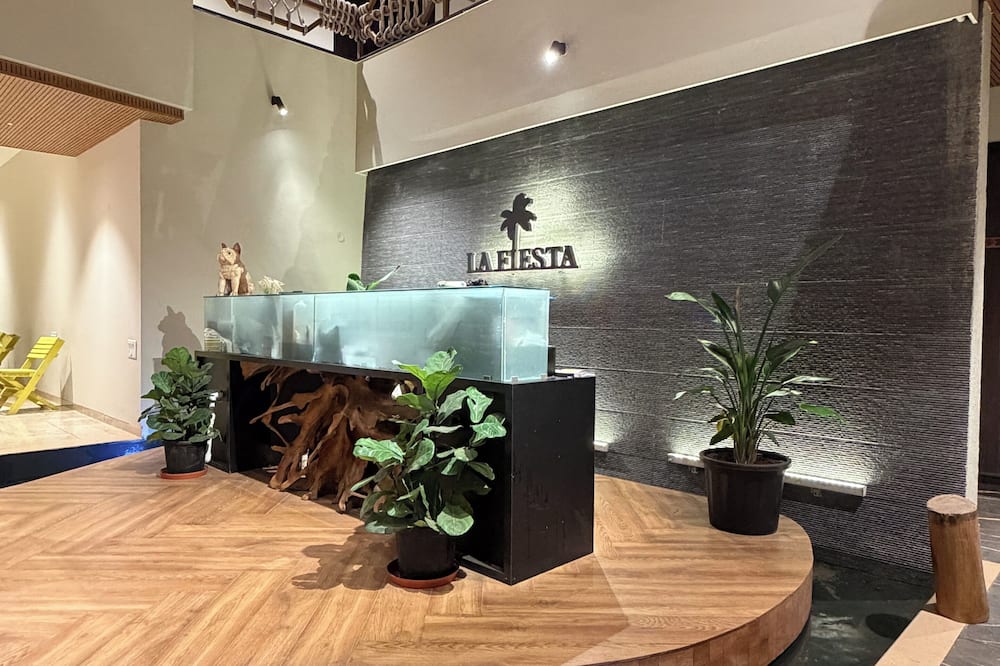 LaFiesta Resort By Greenleaf Aqua