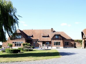 Esterni