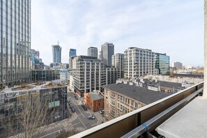 Property grounds - Lumina comfy 4-room apartment near the city center (New apartment)